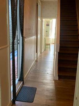 Afbeelding met overdekt, gebouw, Vloermateriaal, vloer

Door AI gegenereerde inhoud is mogelijk onjuist.